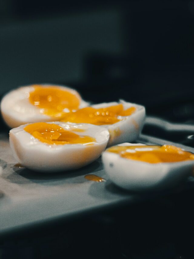 Here’s How Long A Batch Of Hard-Boiled Eggs Will Stay Good